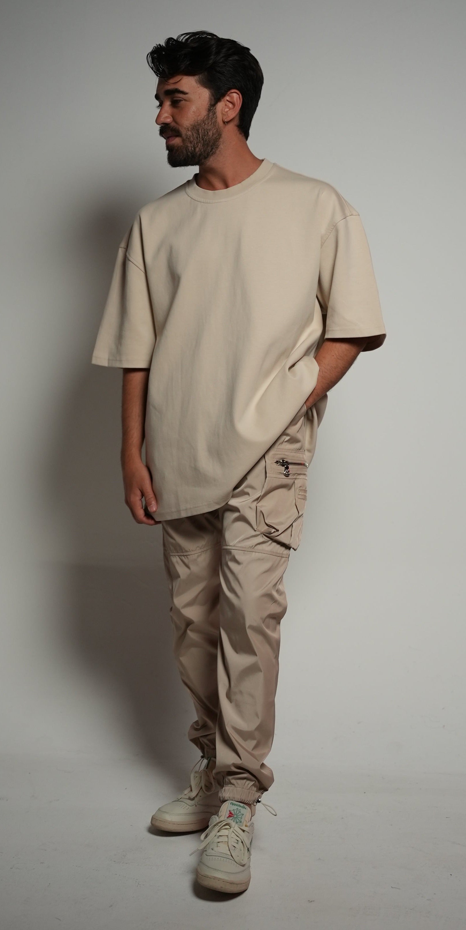 ||| beige
